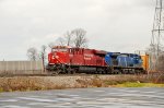 CP ES44AC & CEFX AC44CW Locomotives in the yard